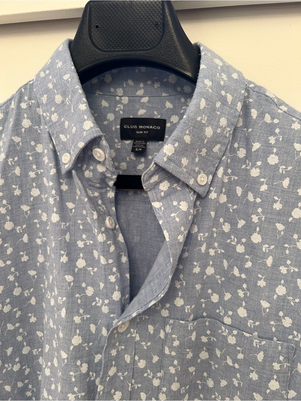 Club Monaco Men’s Blue Floral Button-Down Shirt / soft flannel